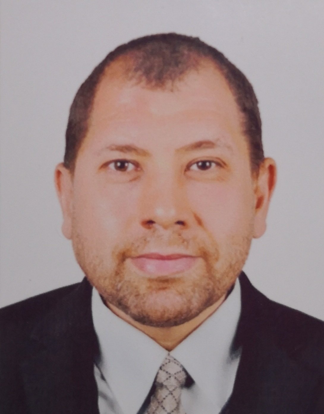 Dr. Salah Elmoselhy